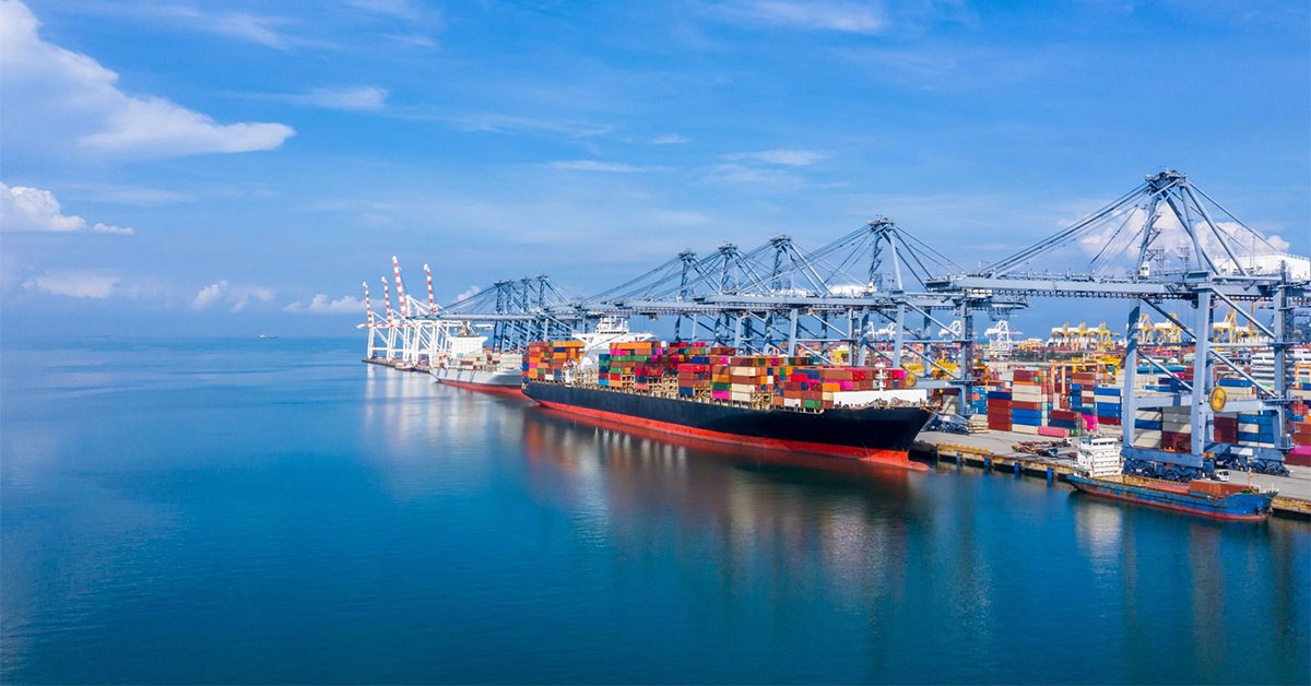 Freight Costs Rise as Truck and Ocean Capacity Tighten